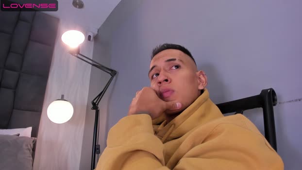 zeus__xxxx  01-06-2023 Recorded Video bigcock