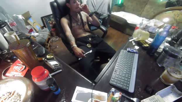 WhiteCck661