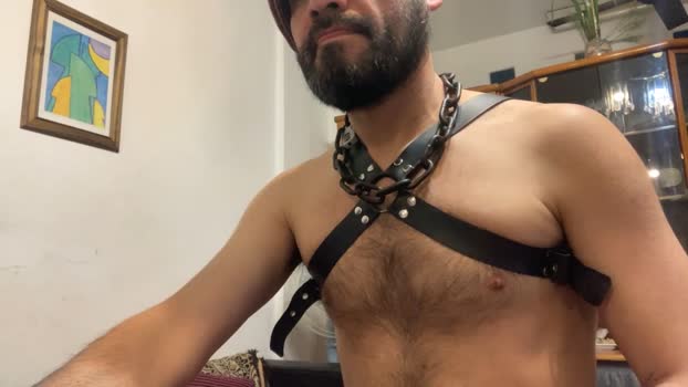 hairies1981  15-06-2023 Recorded Video kissing