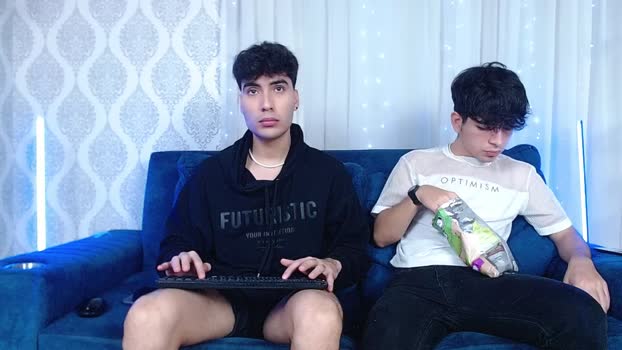 Thehandsomeboys  25-06-2023 Recorded Video spanking