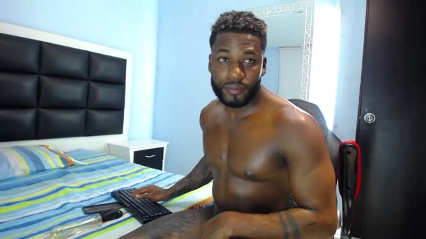 Dancelwashingto  04-07-2023 Recorded Video kissing