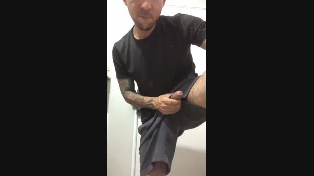 Michell_sexboy  10-07-2023 Recorded Video legs