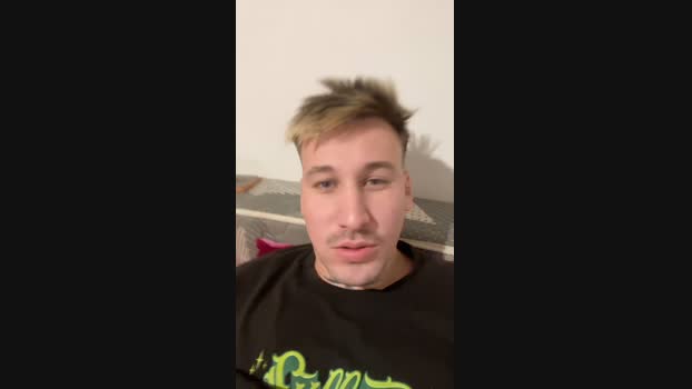 GastonGirod  30-08-2023 Recorded Video kissing