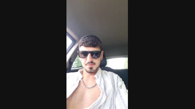 passivello98xxx  01-09-2023 Recorded Video kissing