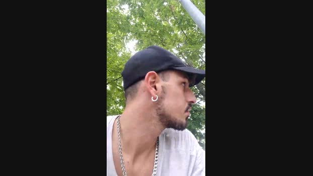 passivello98xxx  04-09-2023 Recorded Video kissing