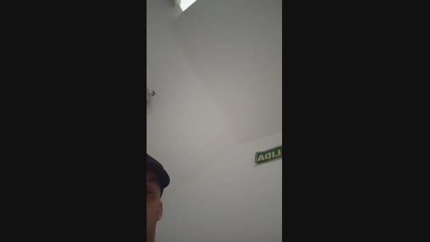 Vairon_hoot  10-09-2023 Recorded Video fingers