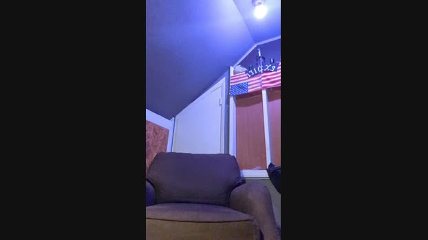 chewy1lb  10-09-2023 Recorded Video jerking