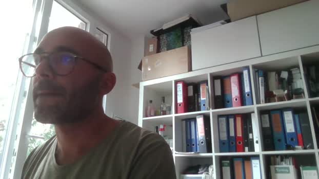 max51477  11-10-2023 Recorded Video kiss