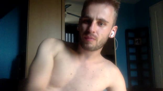 BlondGayBG67