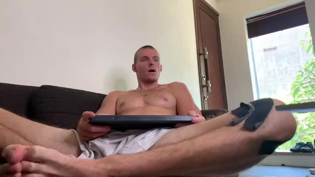 blueyedmonster  16-10-2023 Recorded Video striptease