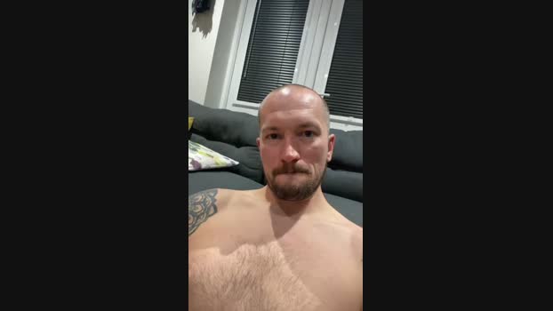 Mrbee69  19-10-2023 Recorded Video hard