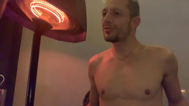 pariscumplesexy