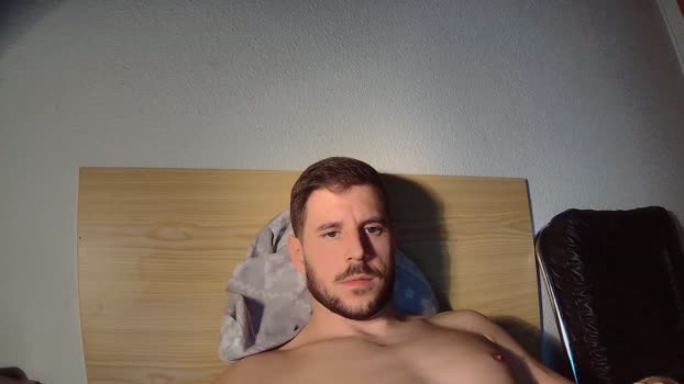 lechehotcam2