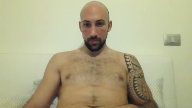 italianguy29xxx  07-11-2023 Recorded Video kiss