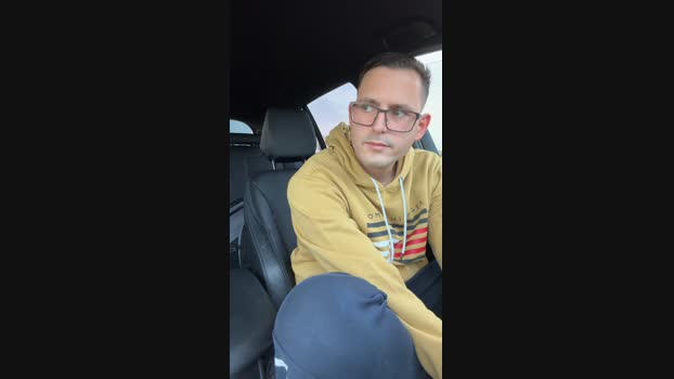 Twinkboy82  19-11-2023 Recorded Video kiss
