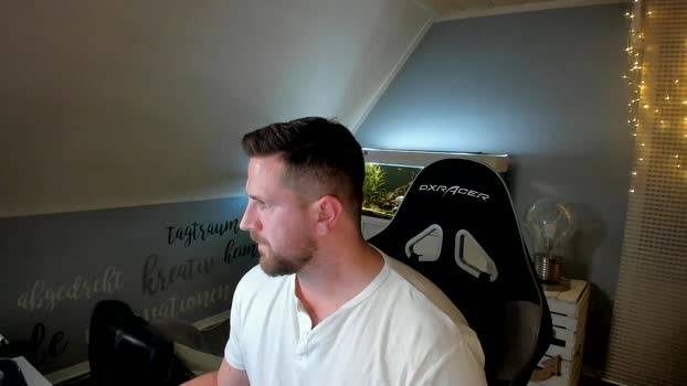 ronhill13  24-11-2023 Recorded Video sexymale