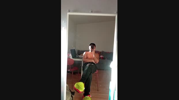Santi_nude