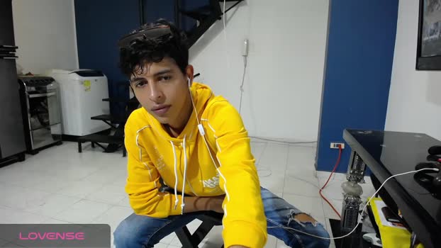 hardsexlove08 26-01-2024 Recorded Video twink