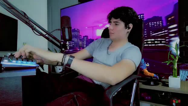 gerardcolo 13-02-2024 Recorded Video cute