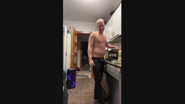 raulxxl2025 04-03-2024 Recorded Video sexybody