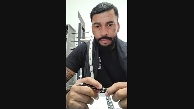 Mano_negro 03-04-2024 Recorded Video kissing