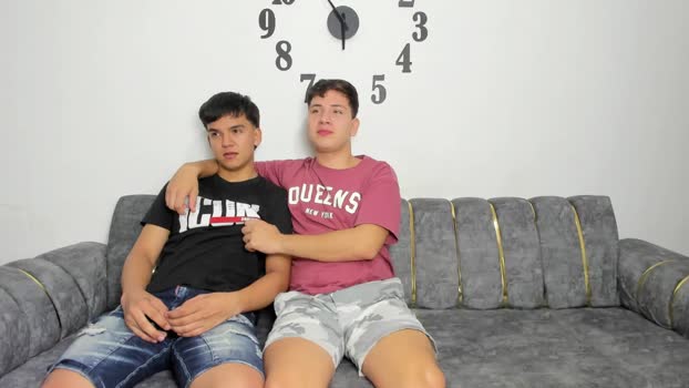 royalguysxx 03-04-2024 Recorded Video sexybody