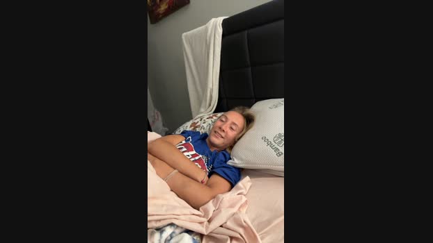erooz1 06-04-2024 Recorded Video kiss
