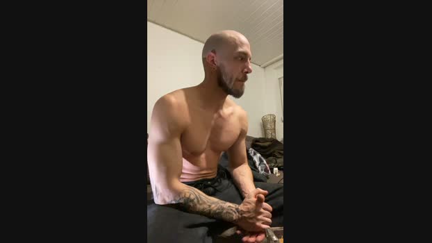 Gymknopf 08-04-2024 Recorded Video kissing