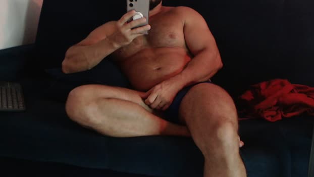 beard_man_sexy 25-04-2024 Recorded Video kiss