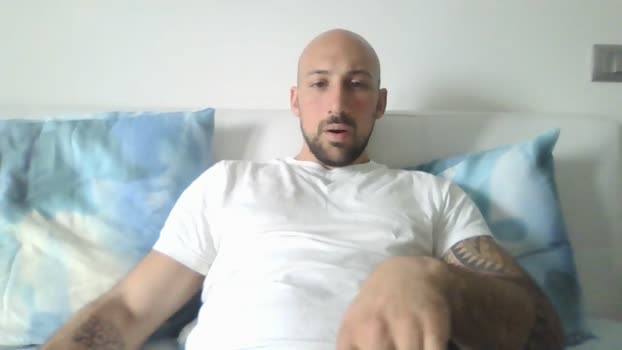 italianguy29xxx