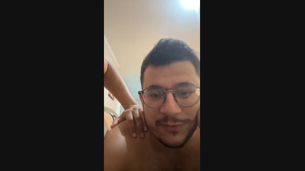 Guto_Navarro 29-04-2024 Recorded Video fingers