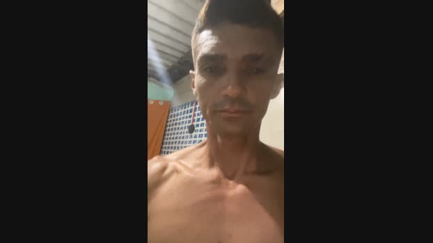 fusil4 19-05-2024 Recorded Video legs