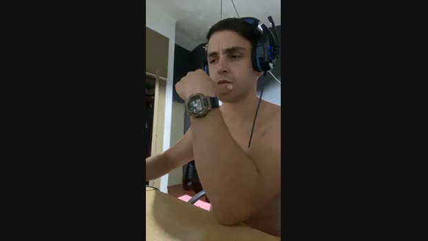 agus_maroxx 08-06-2024 Recorded Video fingers
