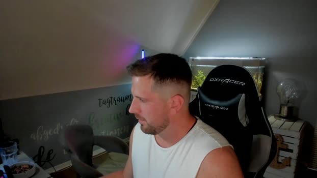 ronhill13 28-06-2024 Recorded Video kissing