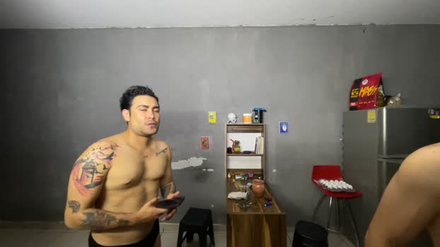 latinboysroom2