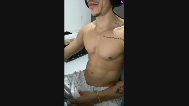 EntregadorDePau 29-07-2024 Recorded Video kissing