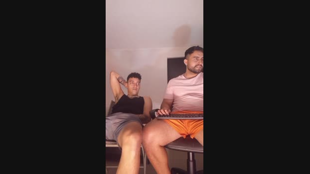 CHESTTGUYX 04-08-2024 Recorded Video fingers
