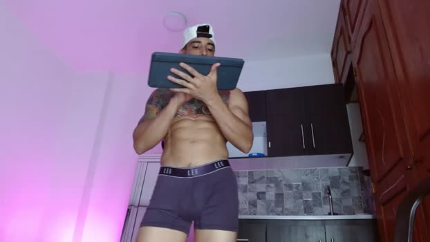 Lucasflexthis_1 07-08-2024 Recorded Video show