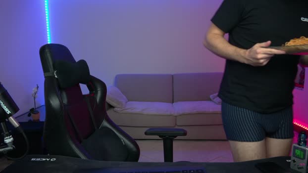 Mikev47 13-09-2024 Recorded Video suckshow