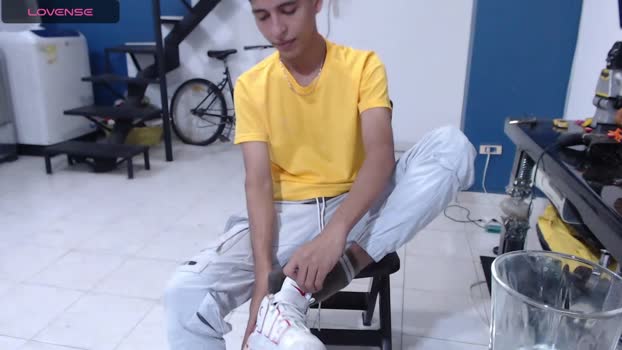 hardsexlove08 13-09-2024 Recorded Video handsome