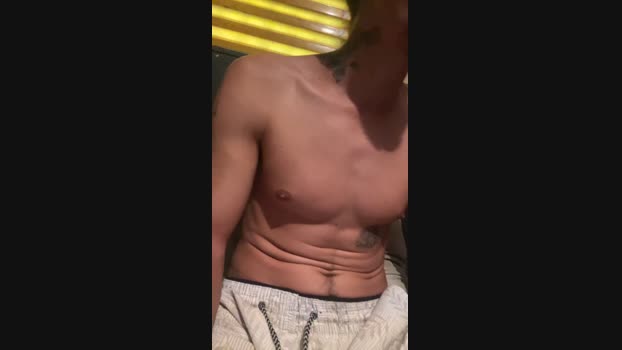 NovinhoDotVst 19-09-2024 Recorded Video handsome