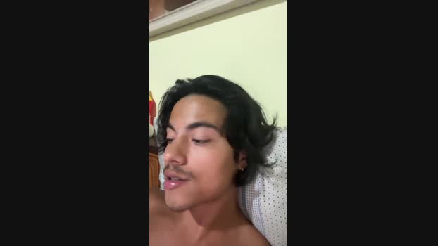 MeninoLobo_ 05-10-2024 Recorded Video kiss