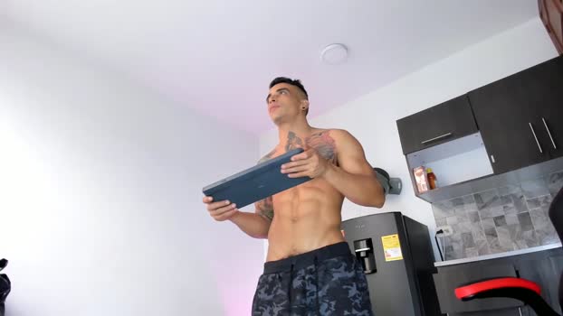 Lucasflexthis_1 08-10-2024 Recorded Video prettyface