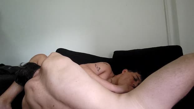 gualas 09-10-2024 Recorded Video kissing