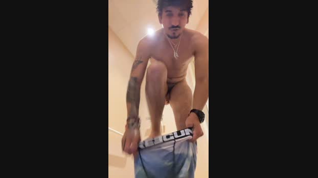 RL21000 11-10-2024 Recorded Video kissing