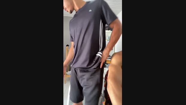 EntregadorDePau 17-10-2024 Recorded Video handsome