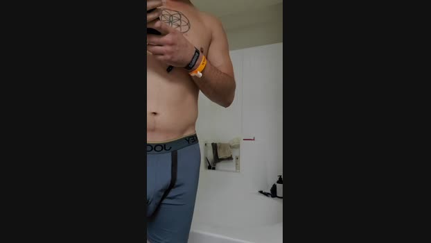 fuckbuddy805 31-10-2024 Recorded Video jerkoff