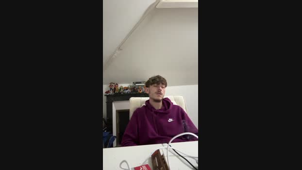 vicoo77 04-11-2024 Recorded Video suck