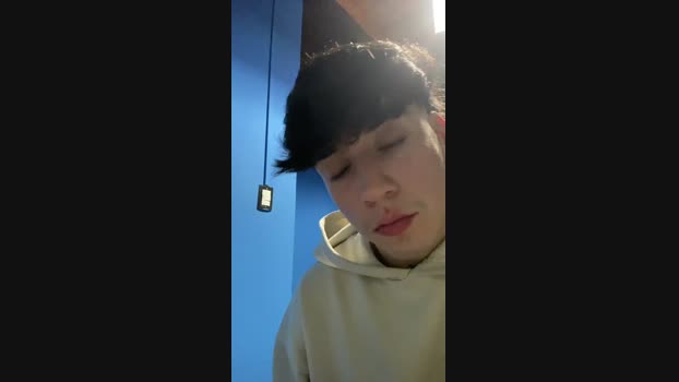 enzovich5 26-11-2024 Recorded Video kissing