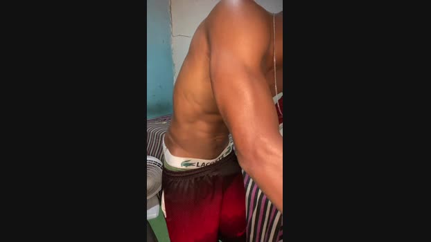 leo_xxj1 01-01-2025 Recorded Video bicurious